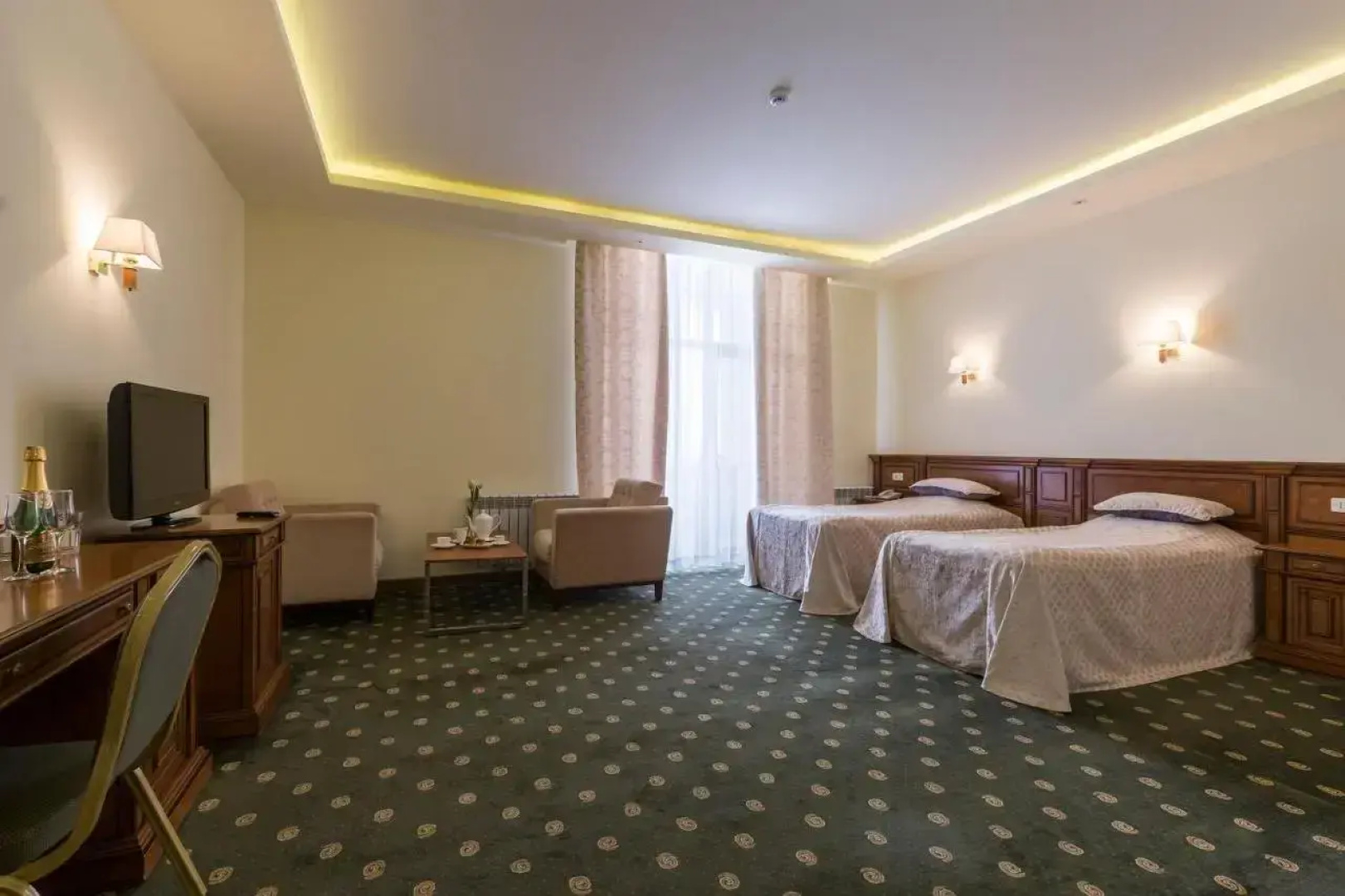 Отель Armenia