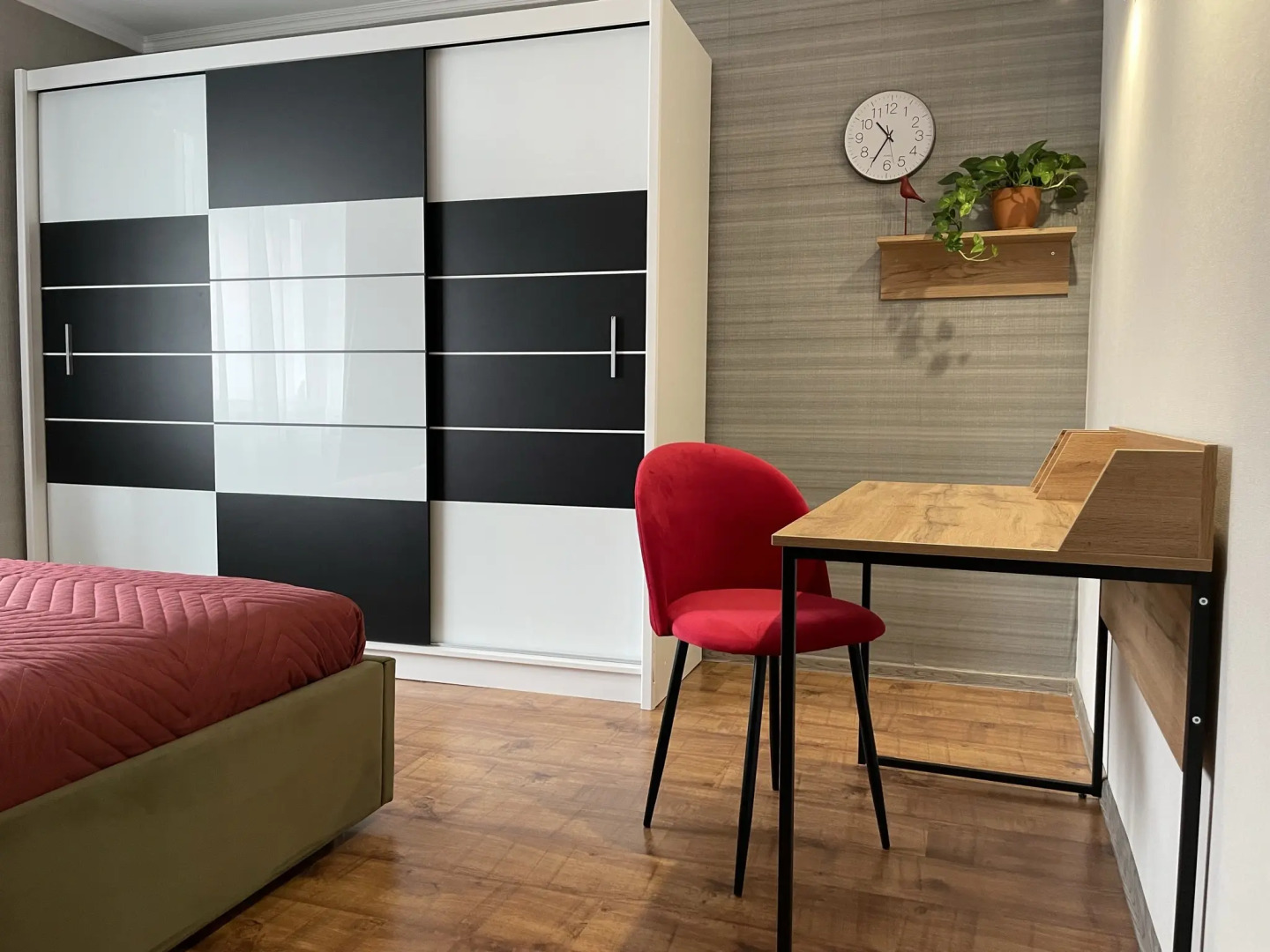 Двухкомнатные апартаменты Pro.apartment на Брамса