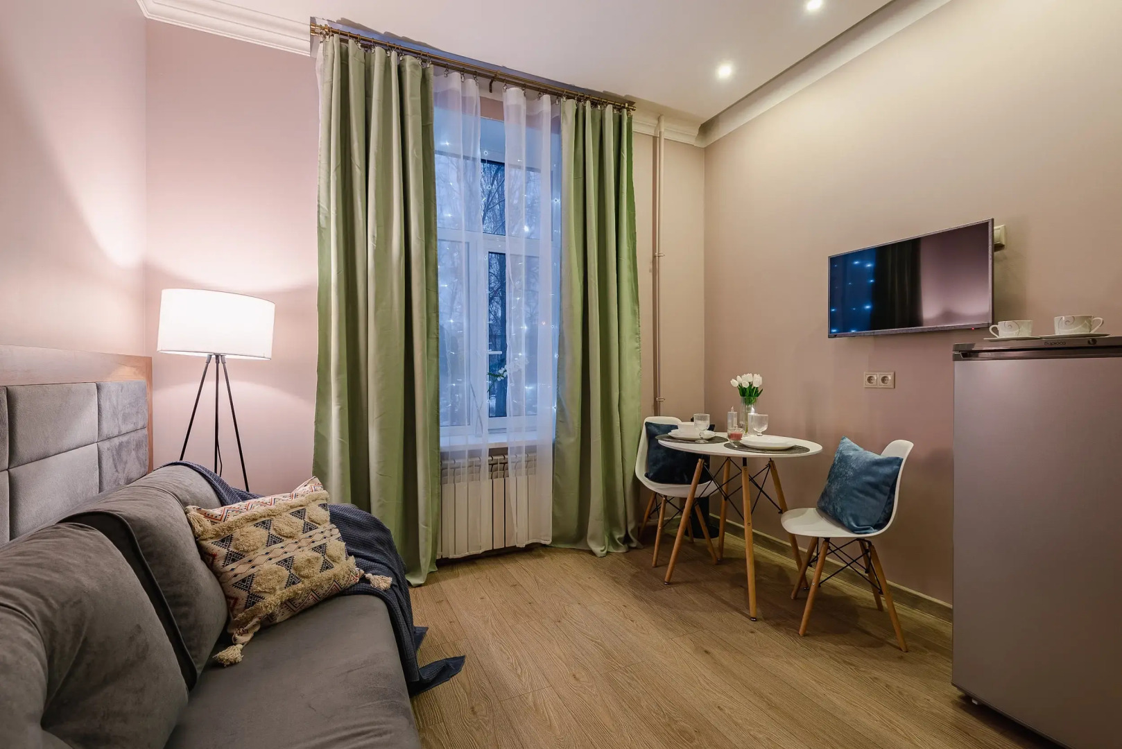 Апартаменты Студия у метро Окружная  Bon Voyage