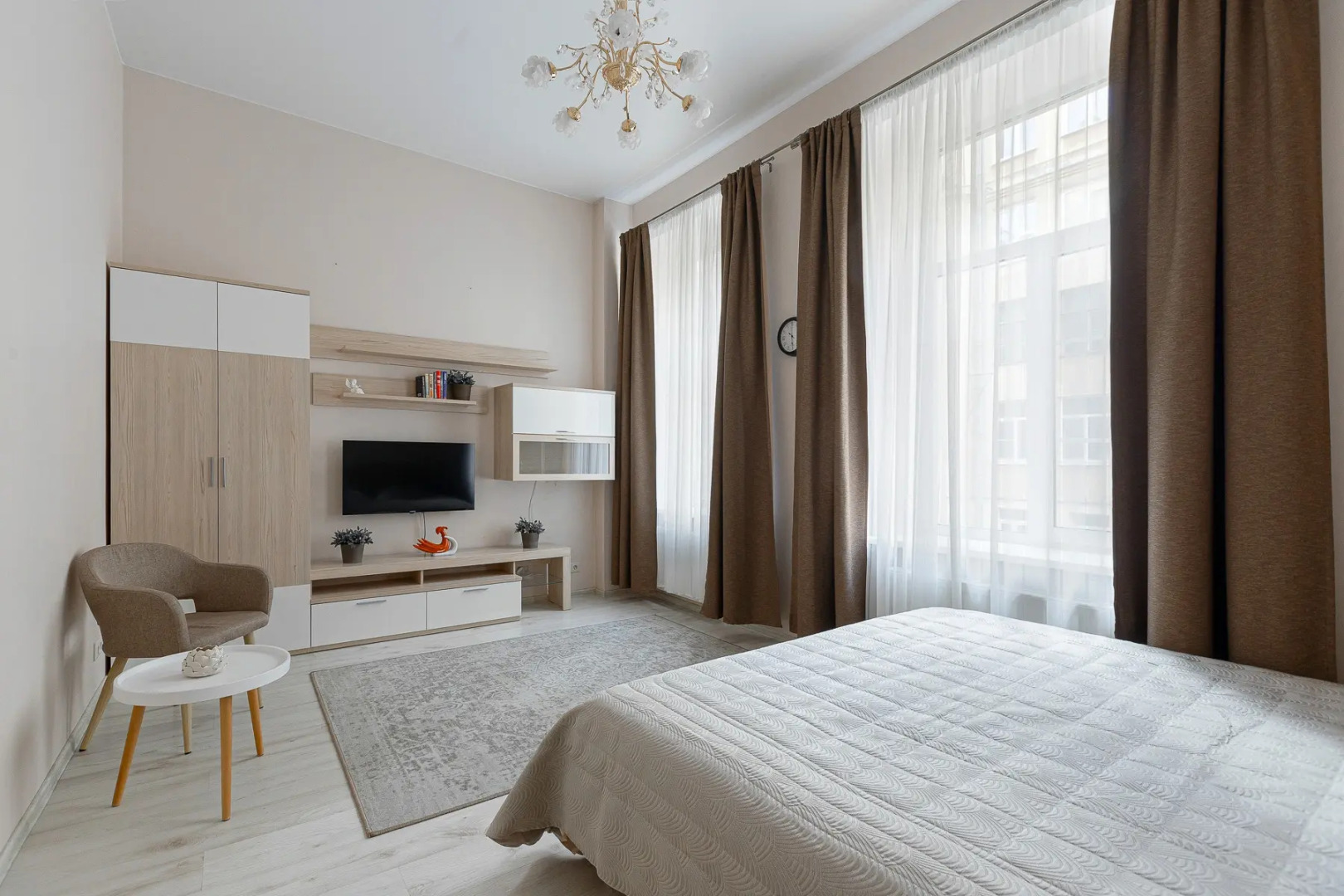 Апартаменты на Караванной