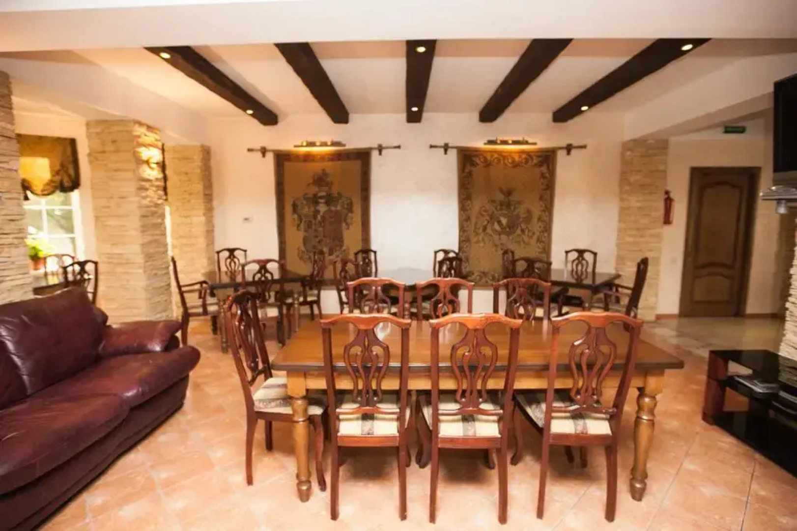 Отель «Вилла Риф»