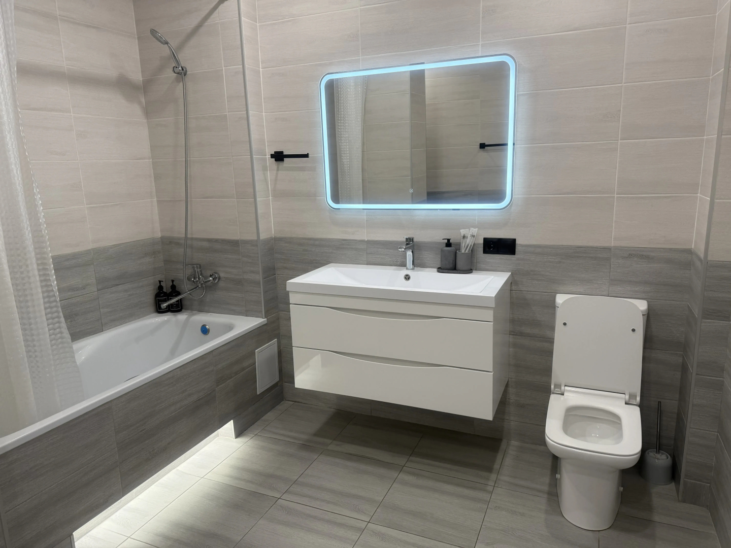 Квартира на Джикаева 3А