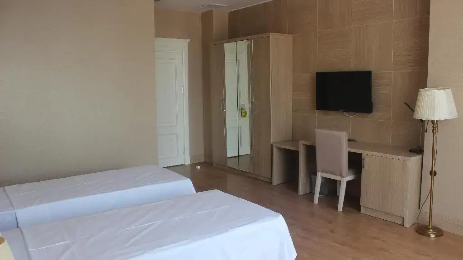 Отель Нобель