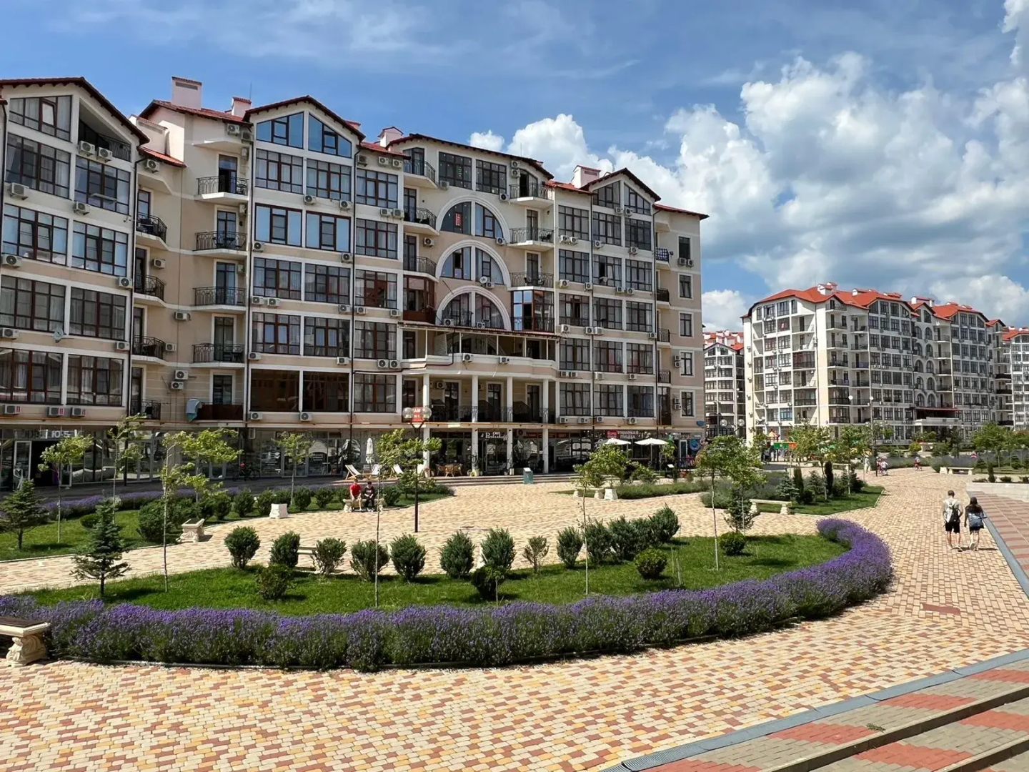 Квартира двухкомнатная Крымская 22