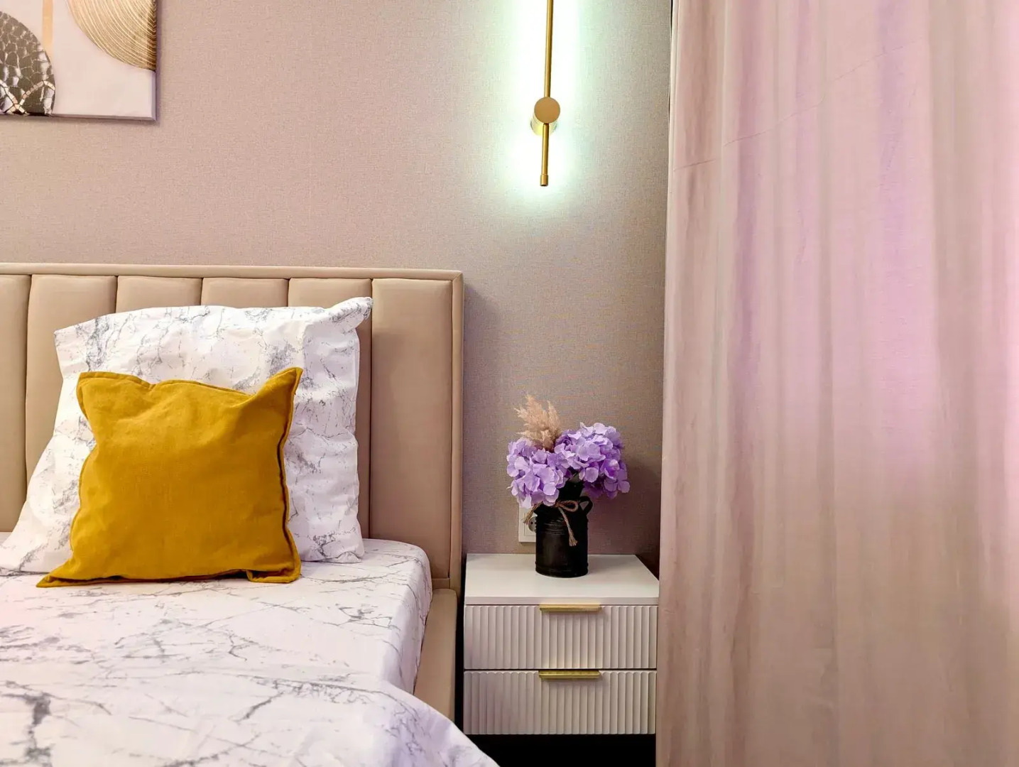 Апартаменты Аппартаменты на высоком этаже в ЖК Академик