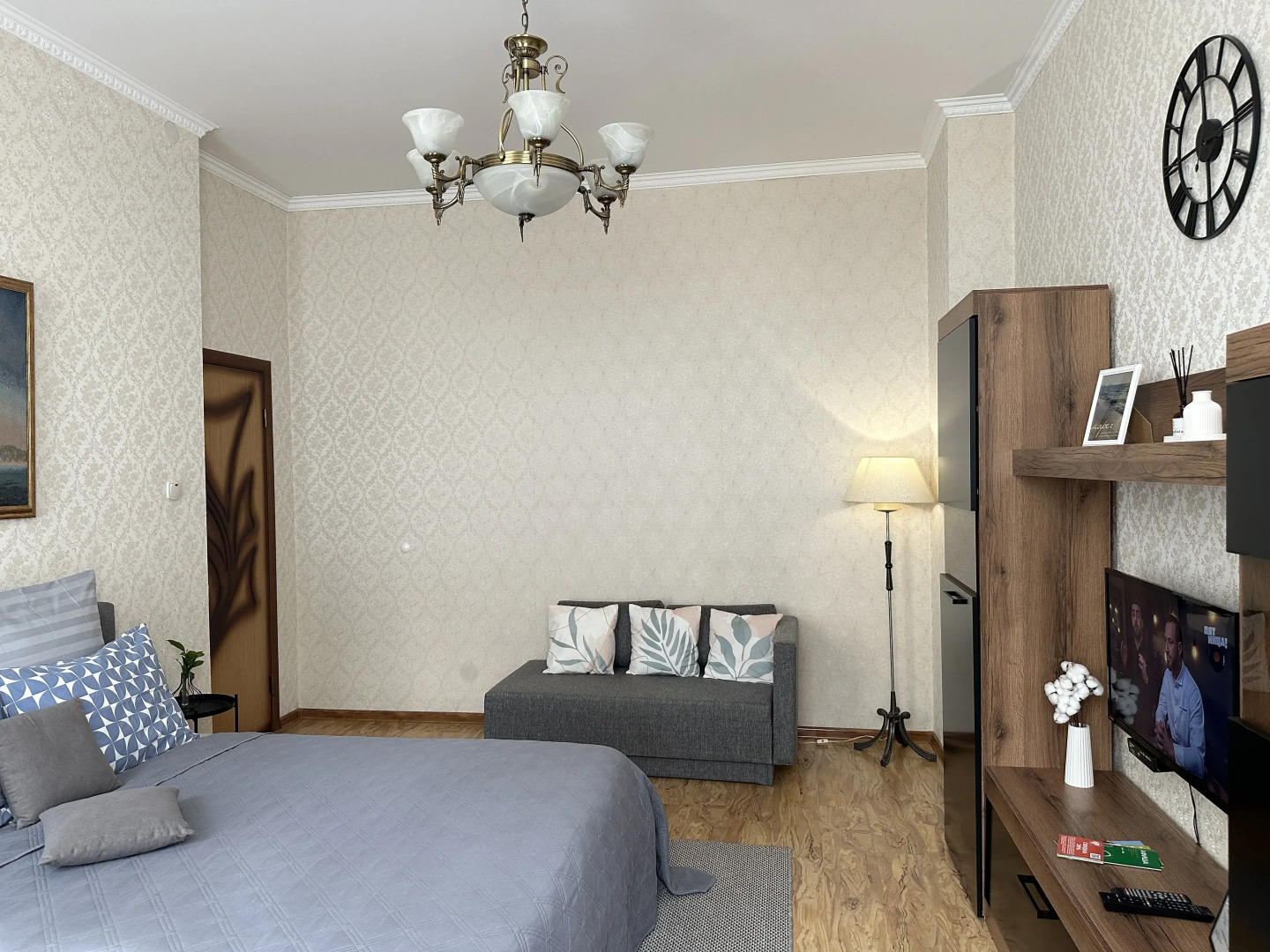 Апартаменты Красная 13