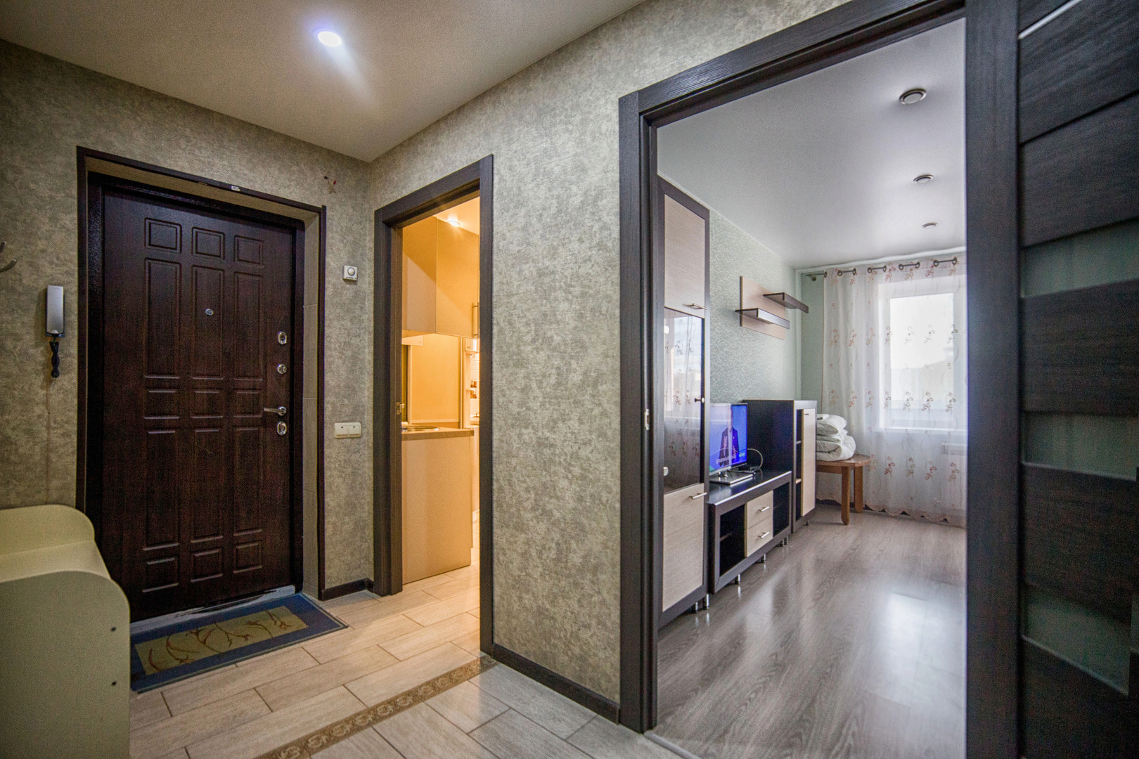 Апартаменты Матросова 16