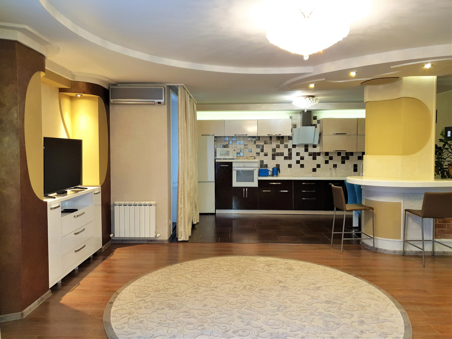 Апартаменты Проспект Революции 9-А-180