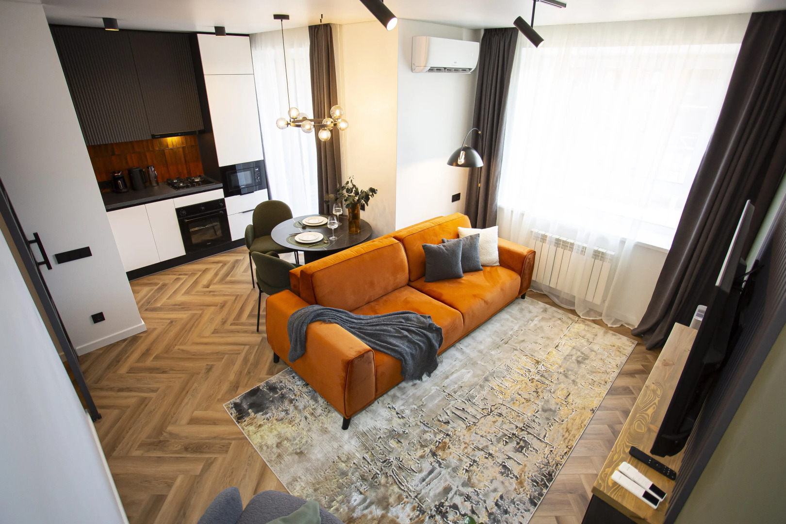 Квартира Светлая просторная на Варакина