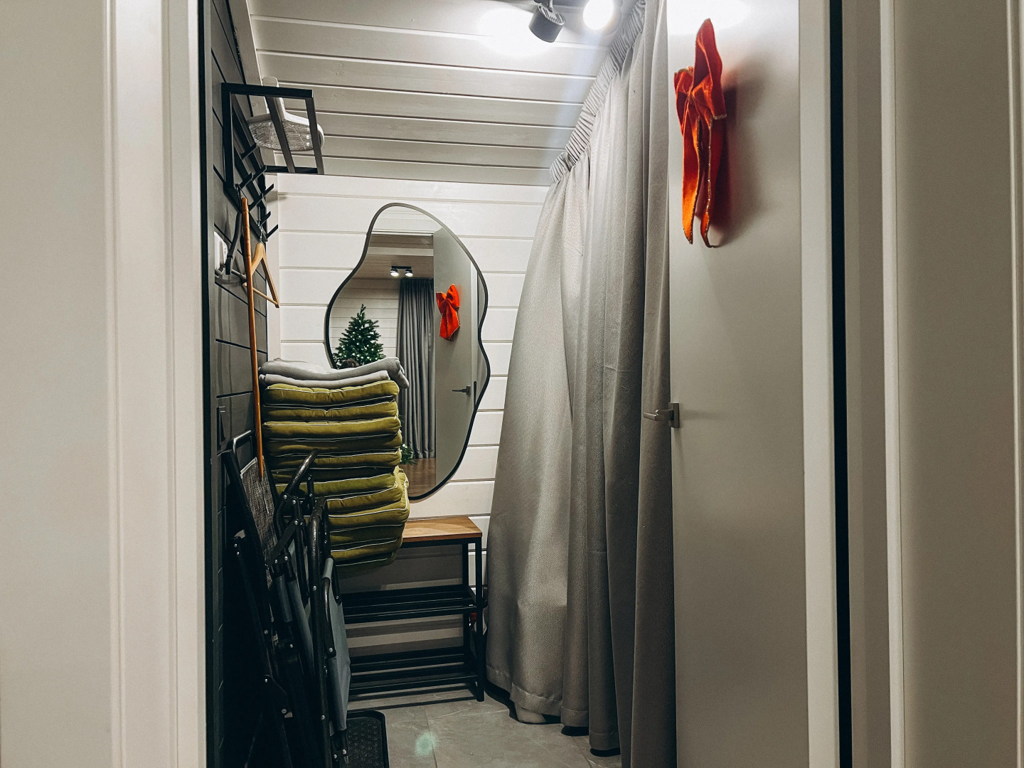 Частный дом с гриль-мангалом, сауной и большой террасой