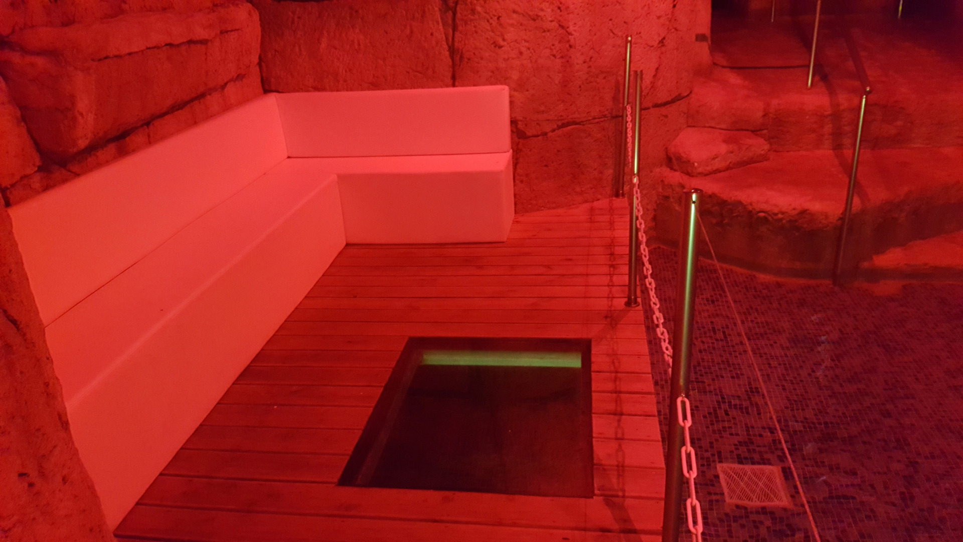 Отель Pambos napa rocks