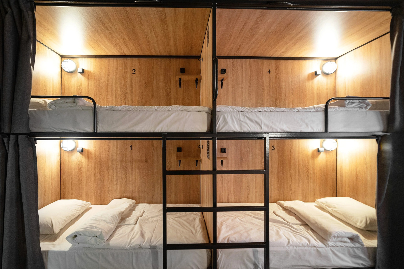 Хостел Sleep Box Hostel
