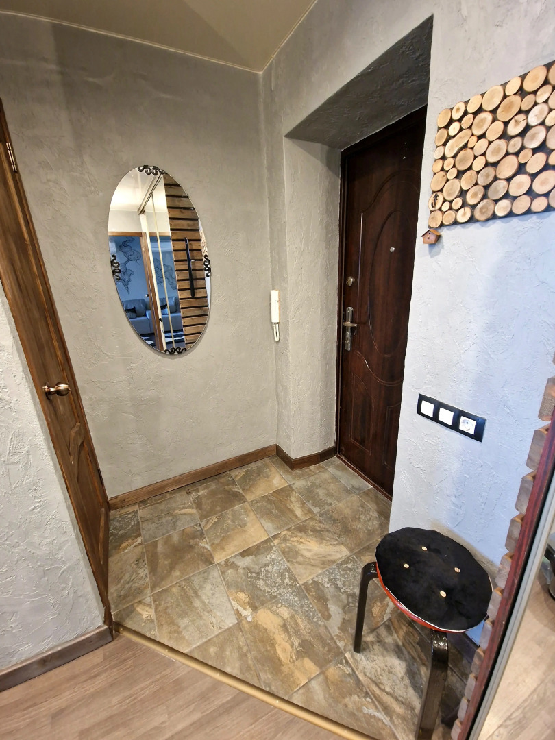 Квартира уютная двушка в двух минут от ЖД вокзала