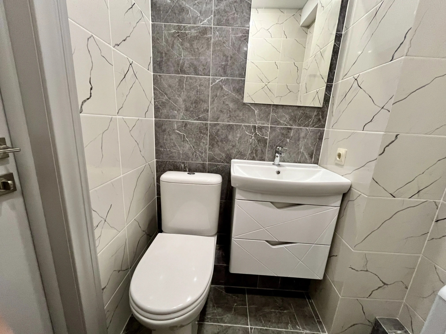 Квартира Апартаменты в Центре Гагры с Видом на Море и Горы