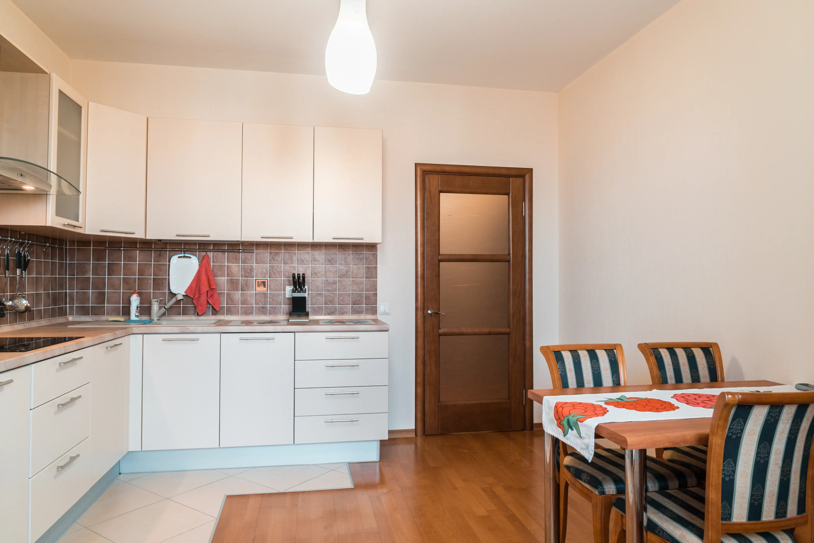 Апартаменты на Новомостовой 8