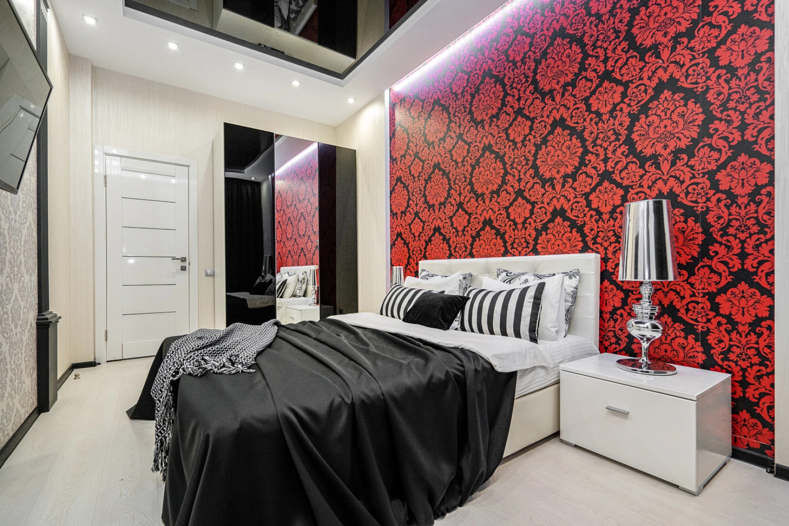 Апартаменты 3-комн. в центре Минска для 6 гостей