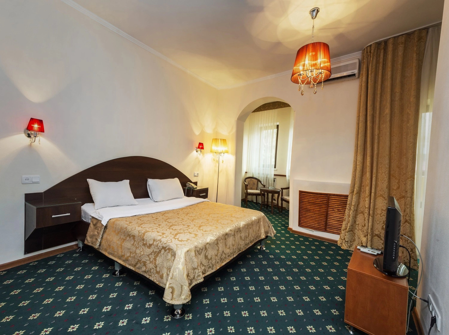 Staryij Melnik Hotel