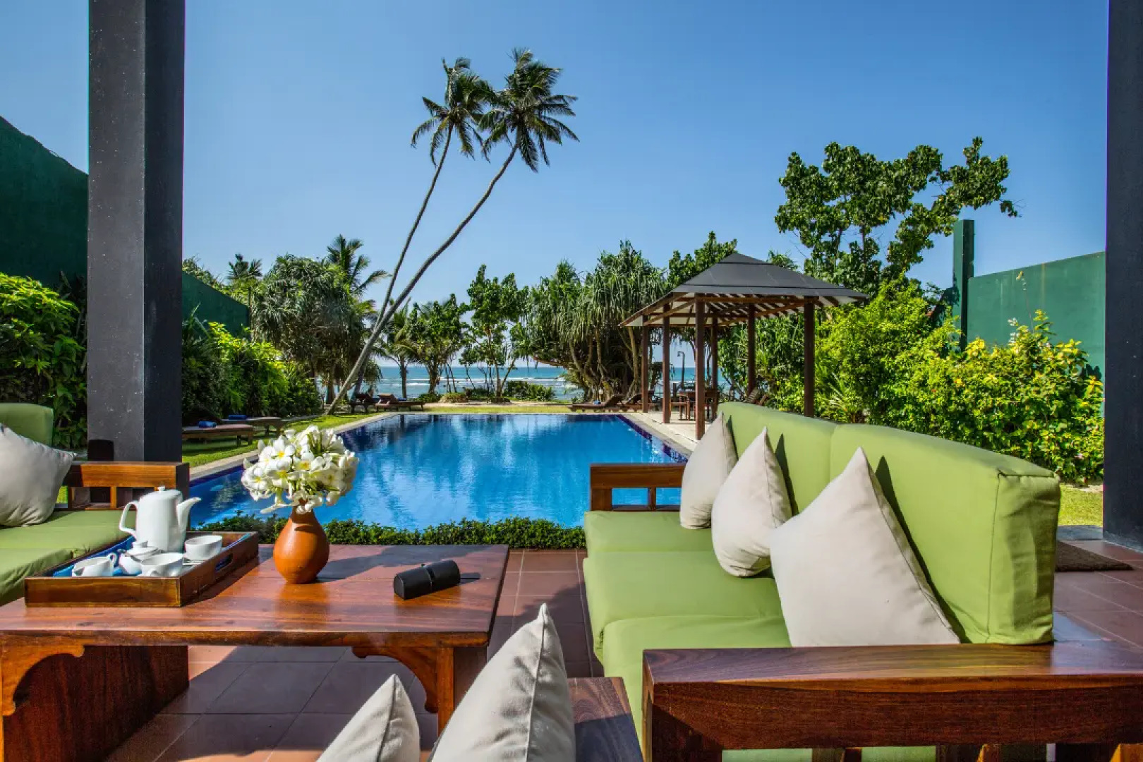 Вилла South Point Ocean 8 bedroom beach front