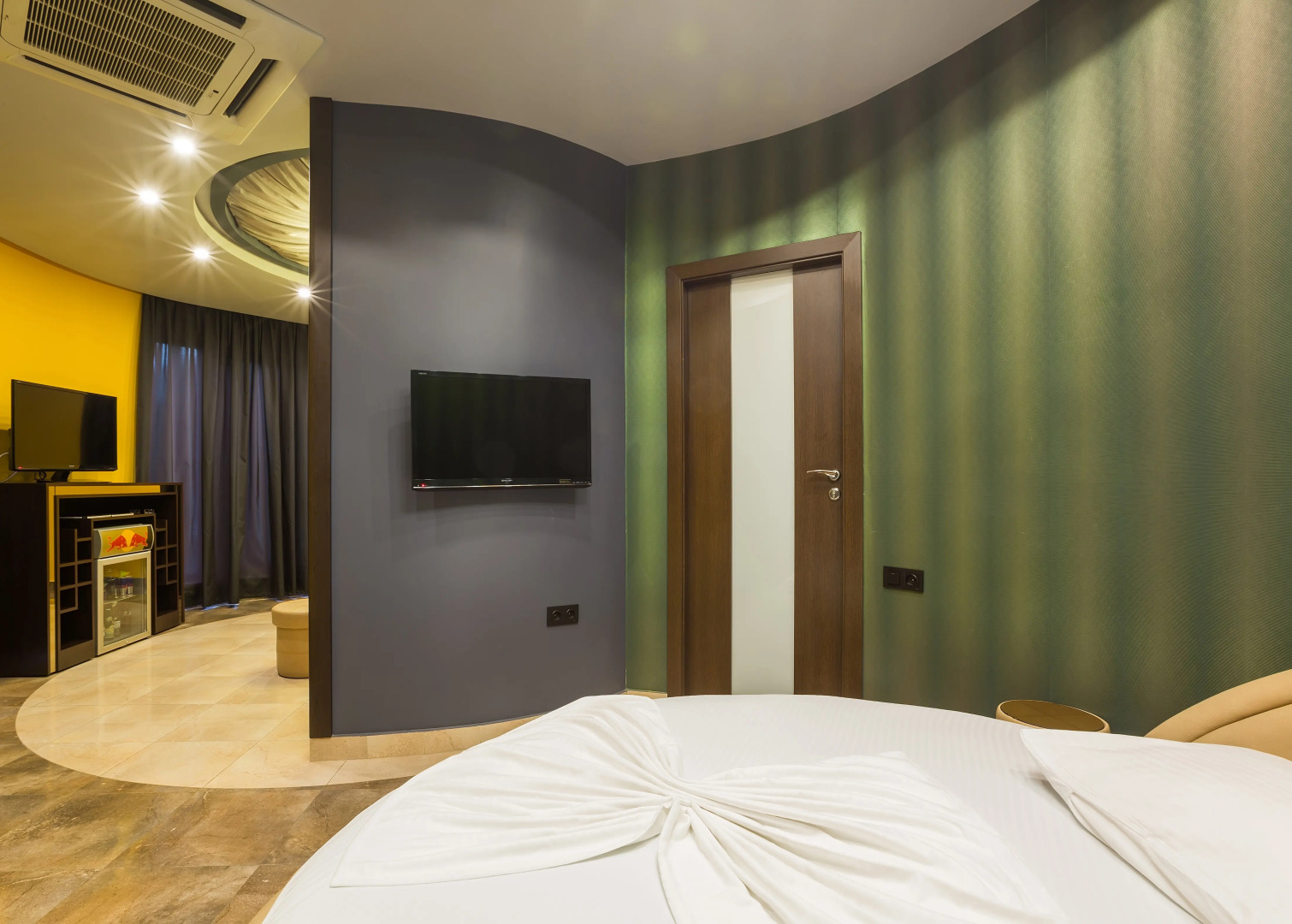 Отель Green Palace