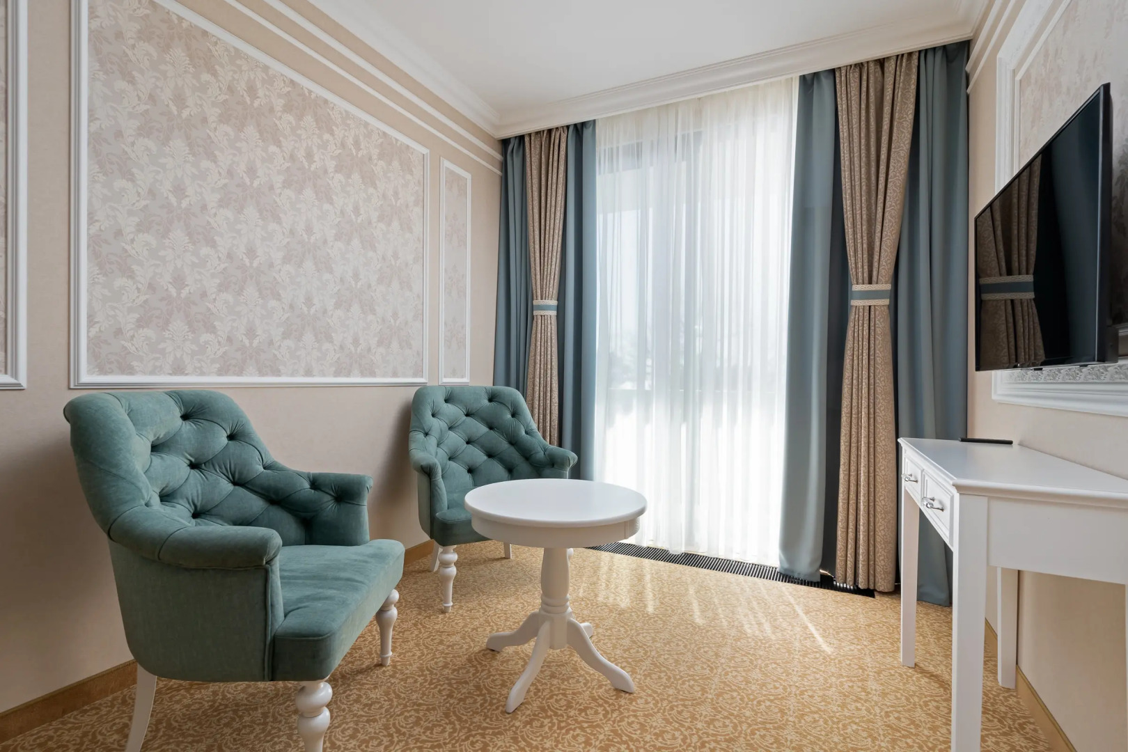 Династия (Геленджик)