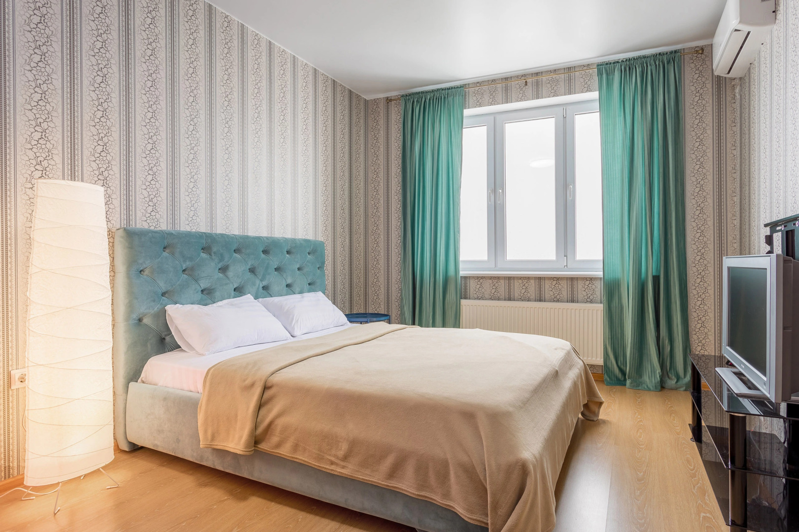 Апартаменты Возле Парка Солнечный Остров