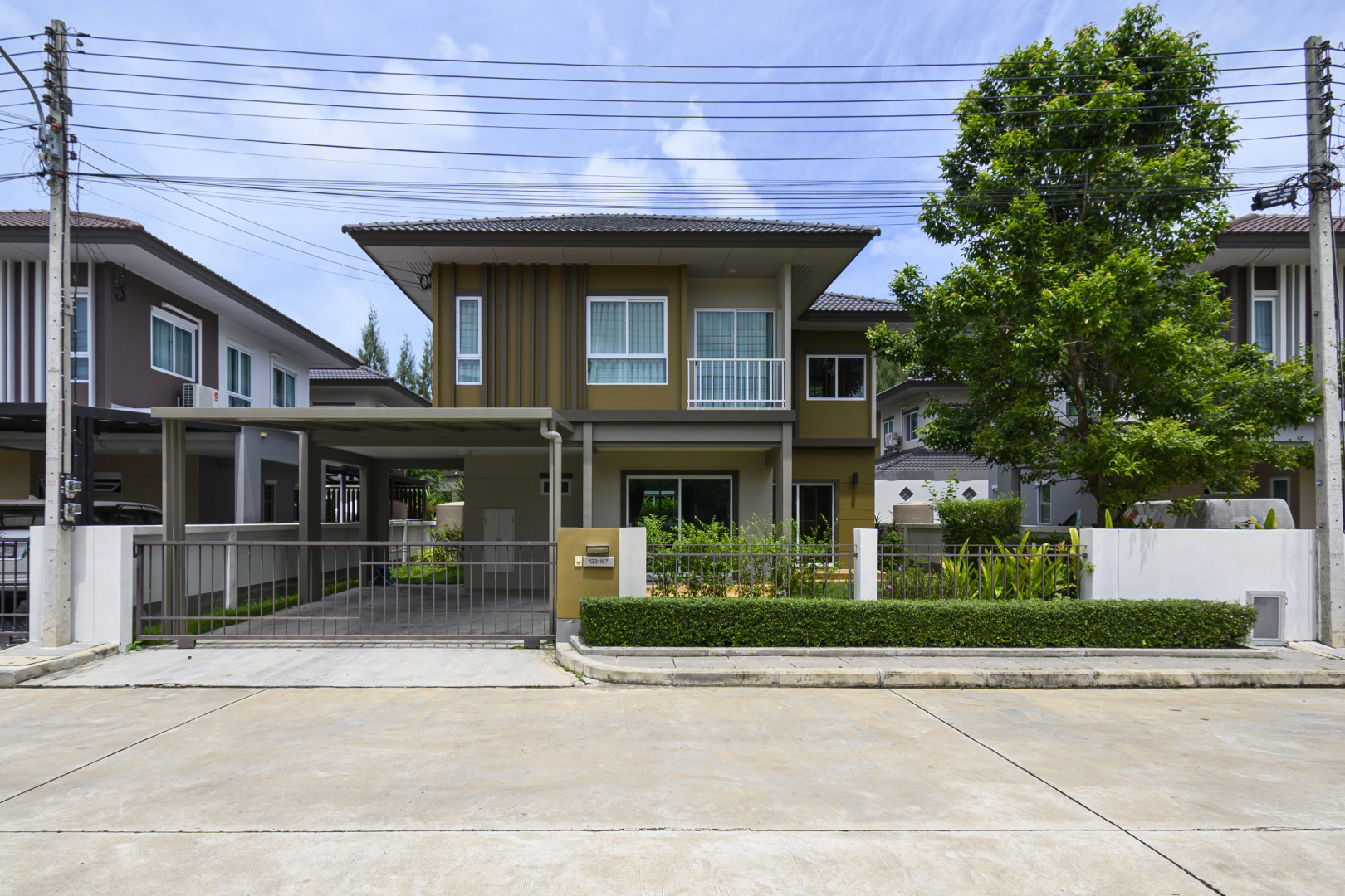 4 BR Saransiri Villa 2#l Pool Gym Garage Netflix	