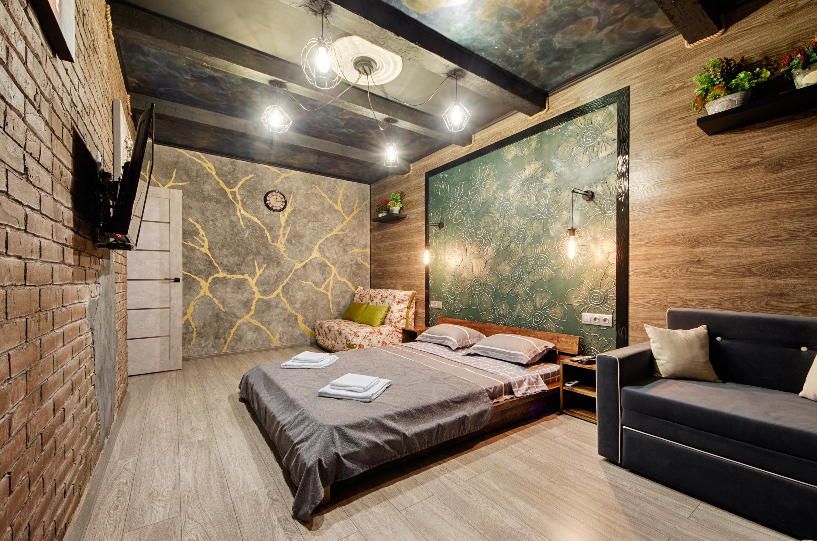 Апартаменты Loft Holiday Home