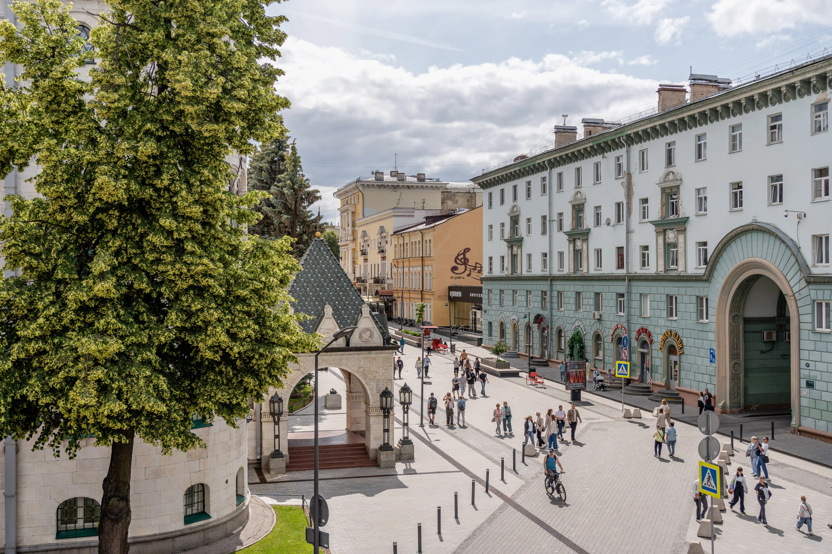 Апартаменты на Покровской Grey №6