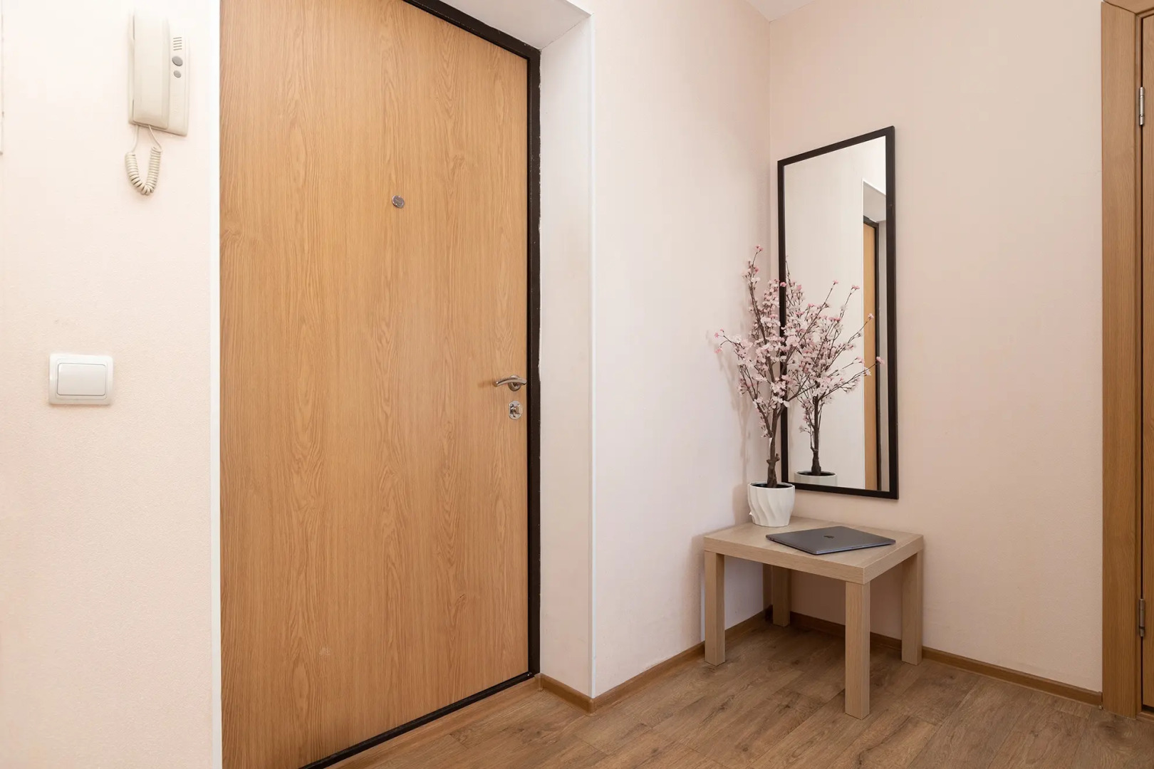 Апартаменты HomeHotel