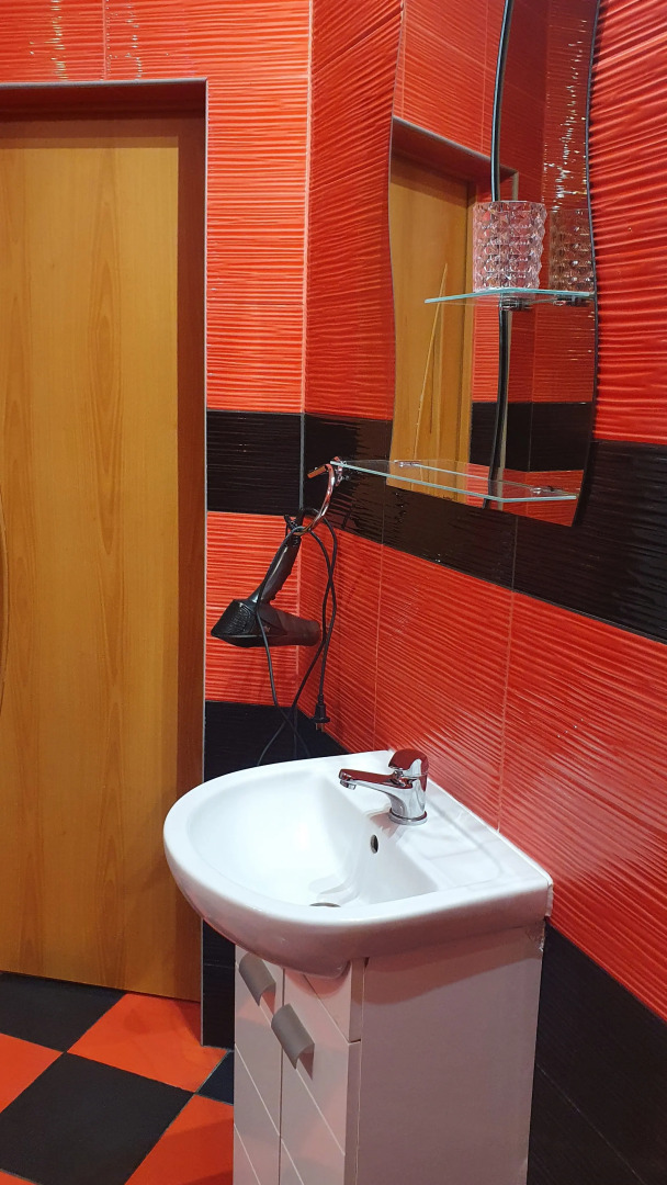 Квартира двухкомнатная 76м2 на Куйбышева 40