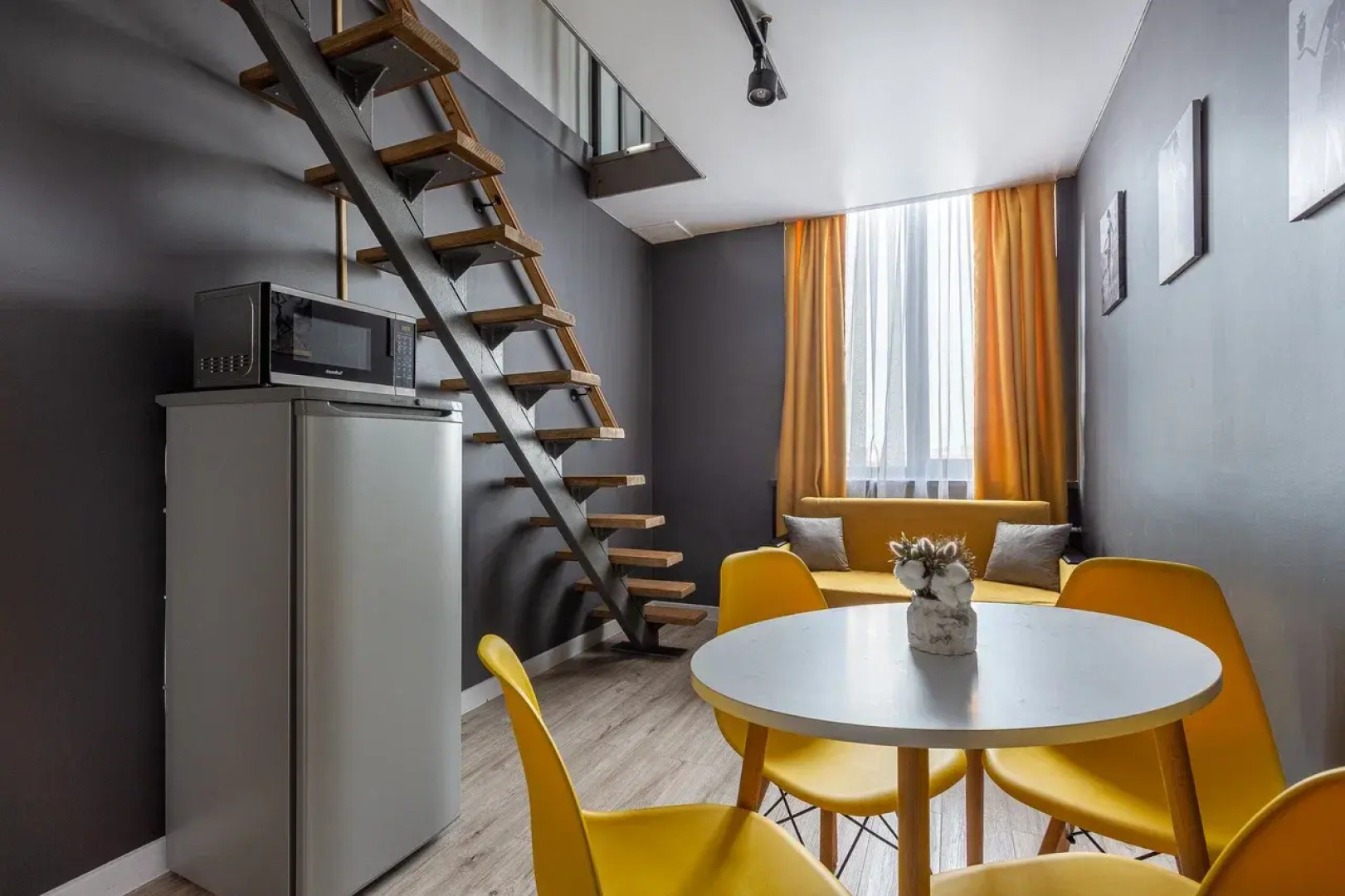 Апартаменты Двухуровневый Апартамент Сокол