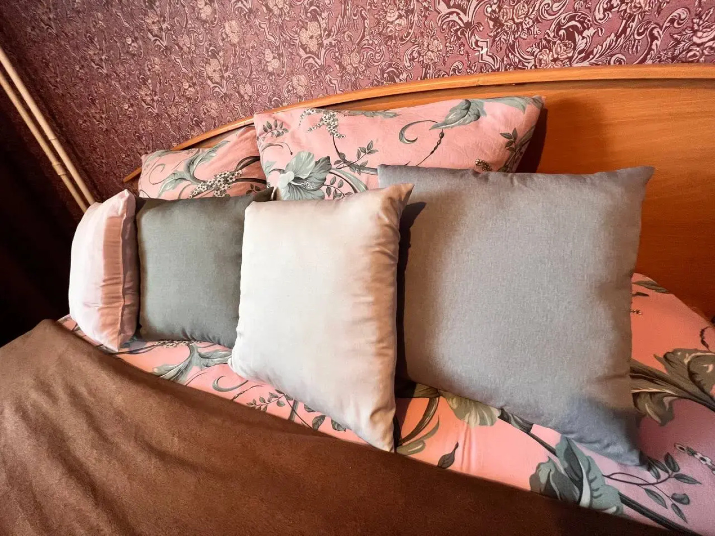 Апартаменты 2кв Восточный Суходольская 14