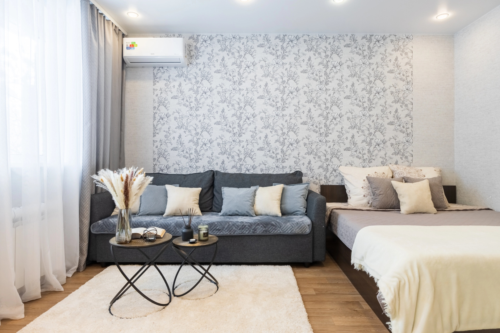 Апартаменты Comfort Home на Габдуллы Тукая 65а