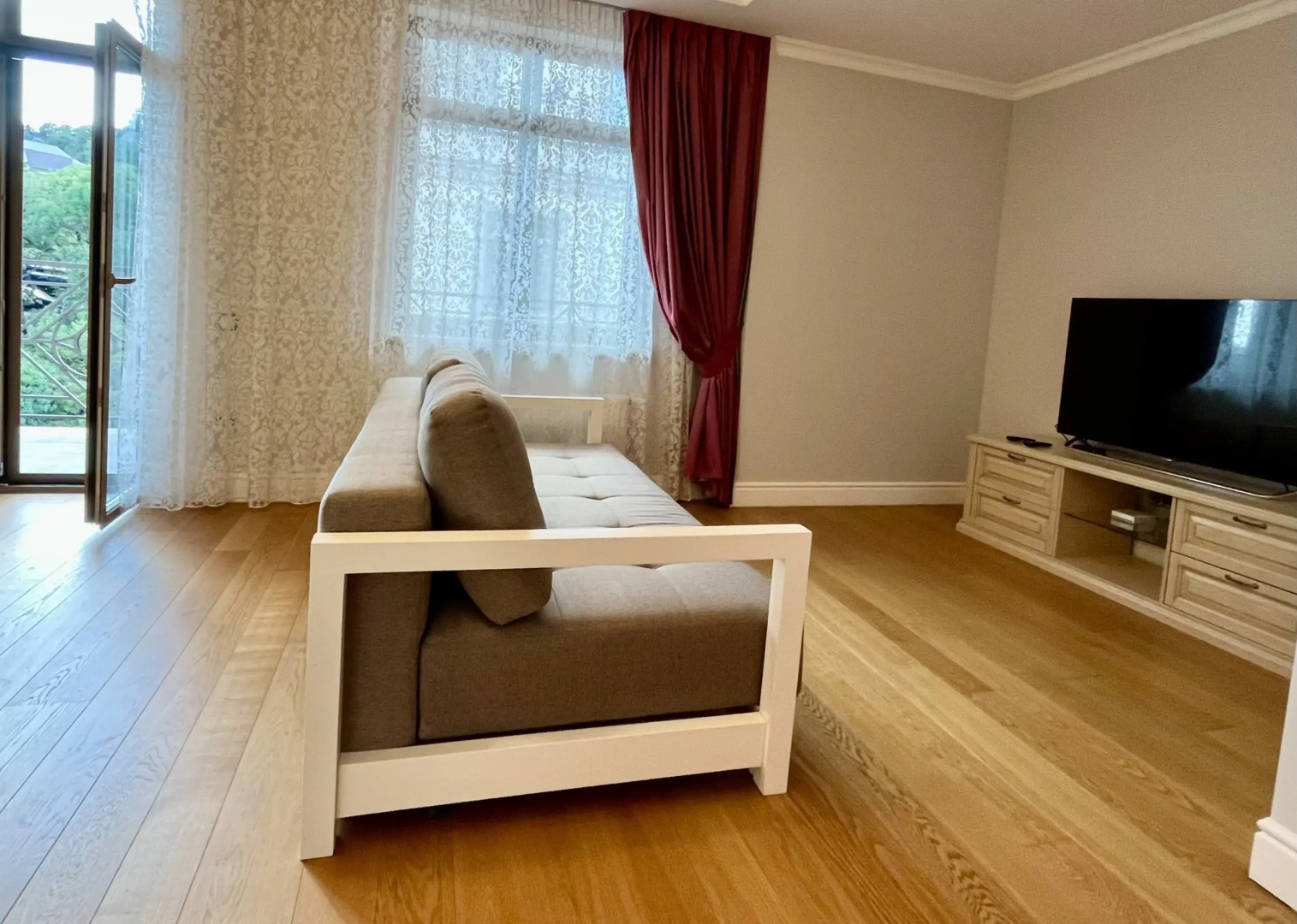 Апартаменты Двухкомнатные с Балконом Премиум класса в ЖК Дипломат