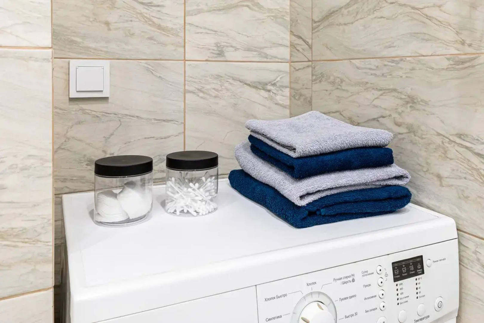 Апартаменты Happy Miracle Уютная Квартира рядом с Центром и Станцией Метро