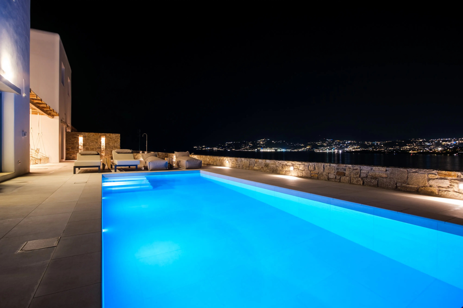 Вилла Myko Private Heated Pool on Beach