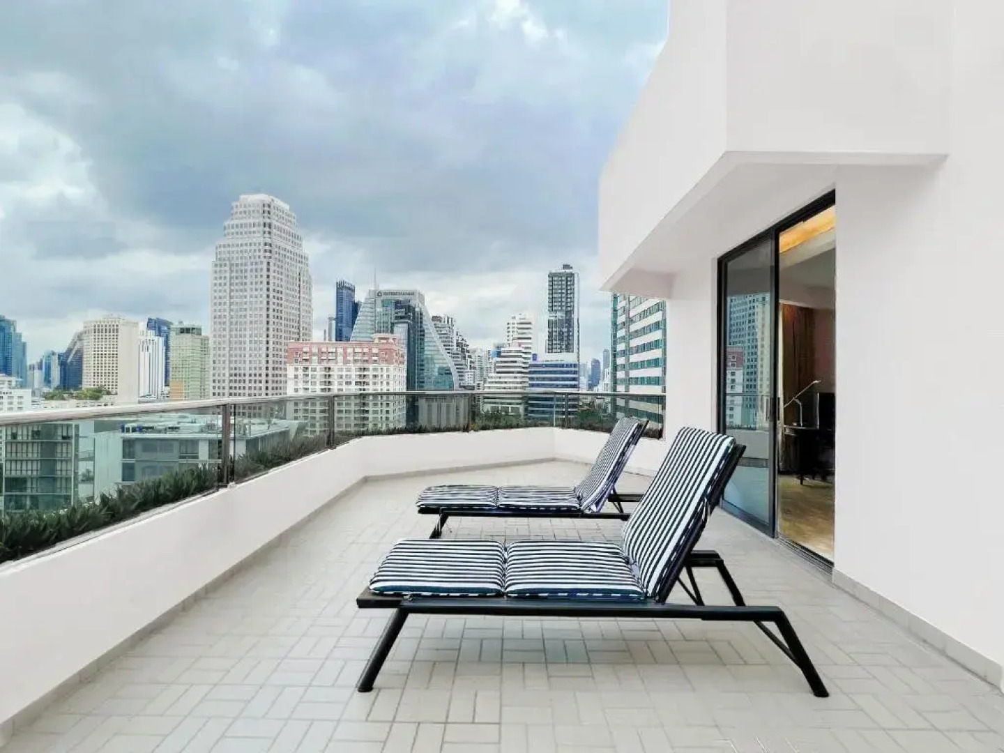 Отель Rembrandt Bangkok