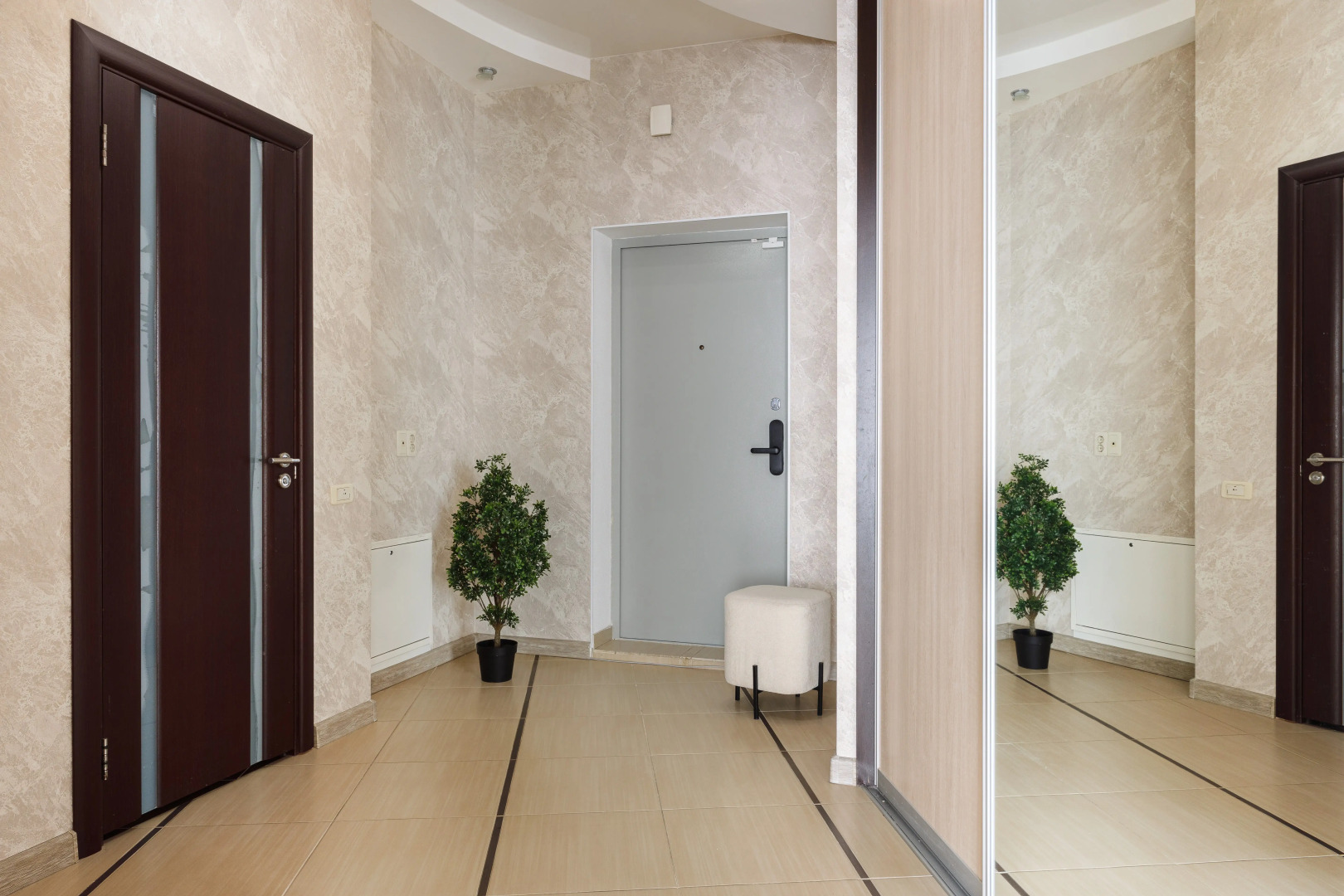 Квартира 2-ком Sunvilles у реки