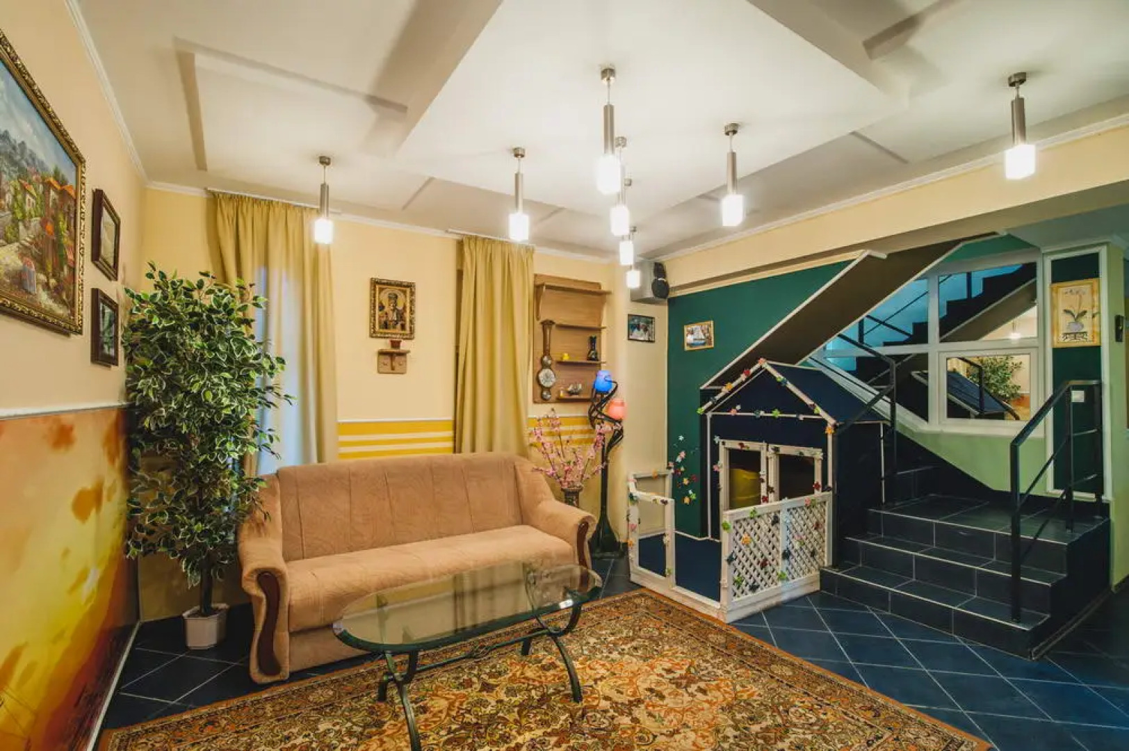 Divo Guest House near sea