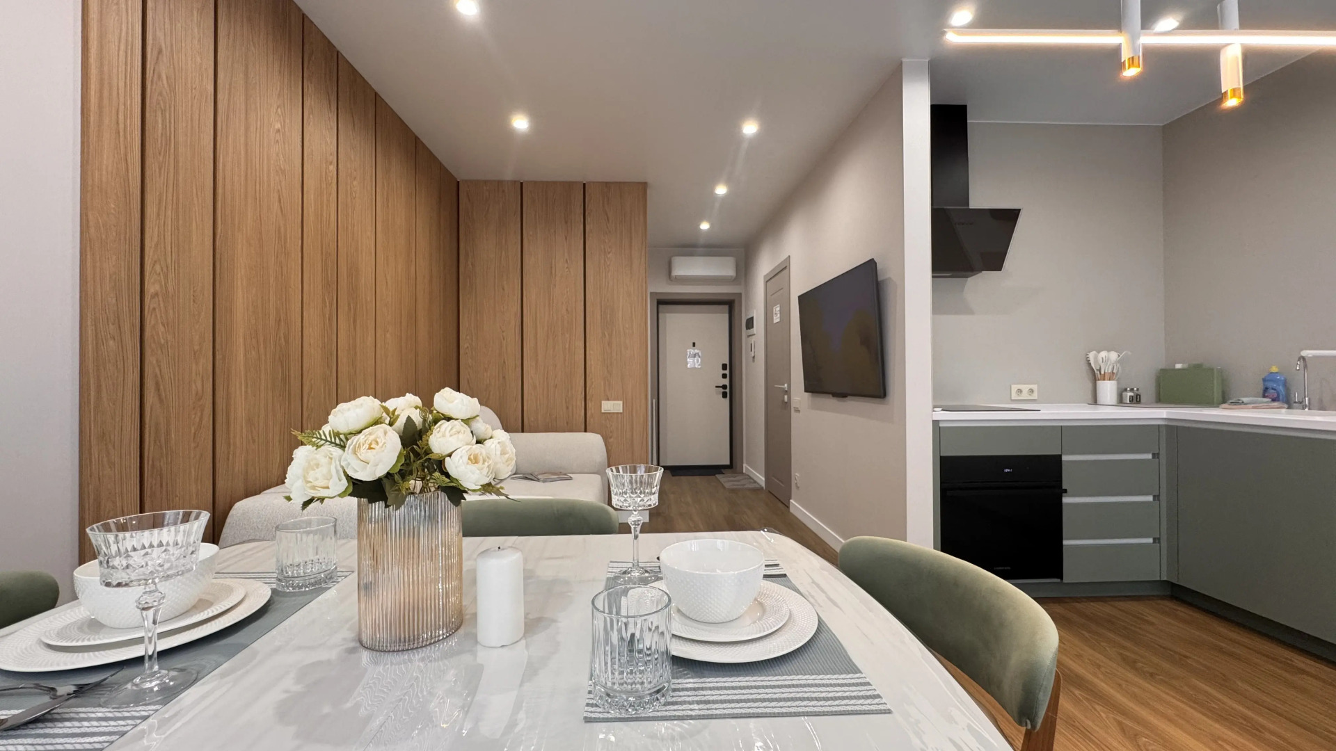 Апартаменты с Изумительным Видом ВыДома в Авторском Квартале Машаров