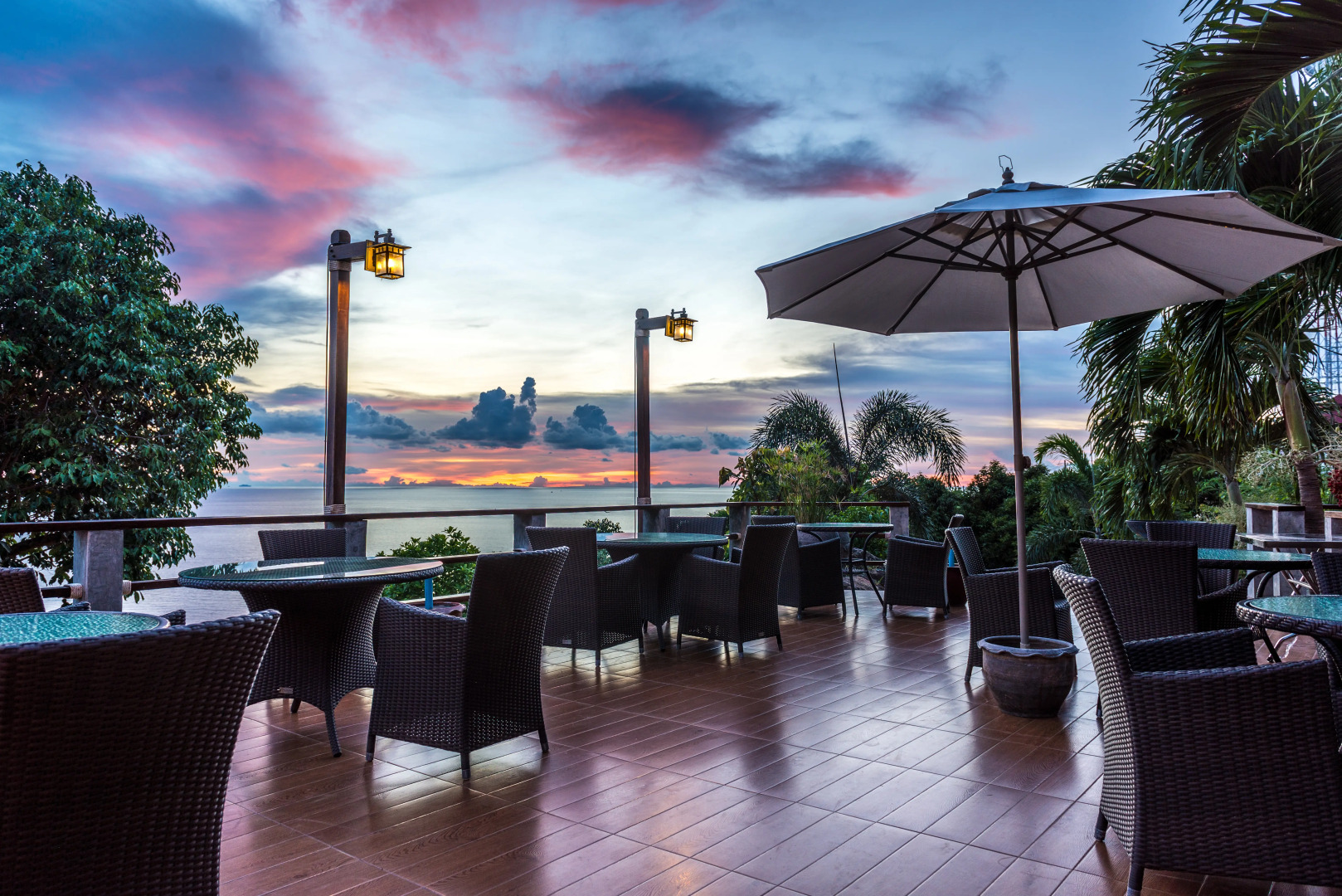 Апарт-отель Sunset Hill Resort