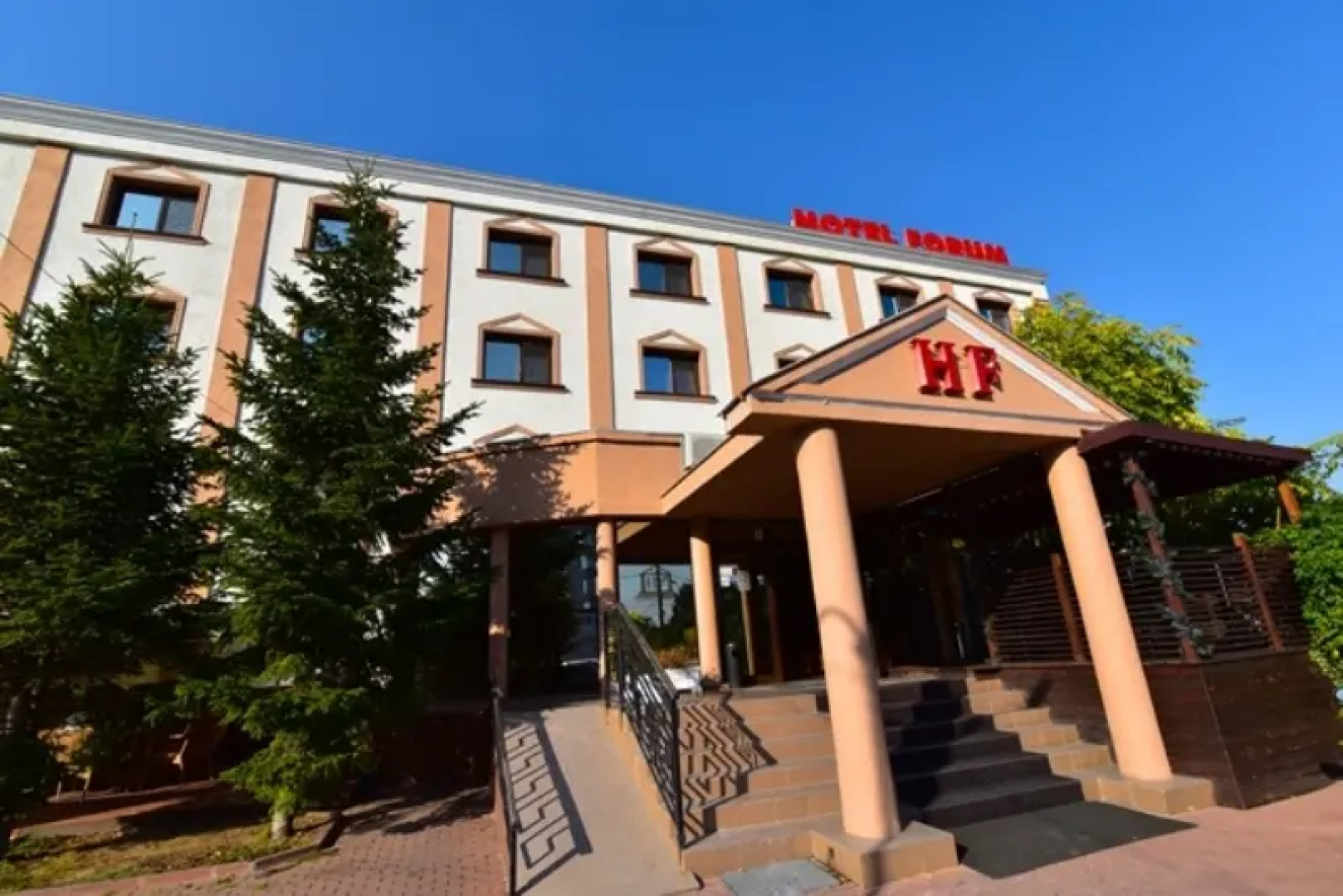 Отель Форум