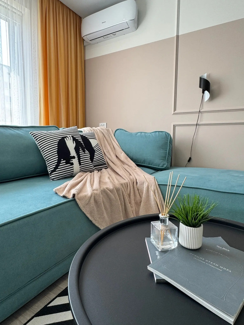 Апартаменты на Курчатова 24 - 2 комнаты