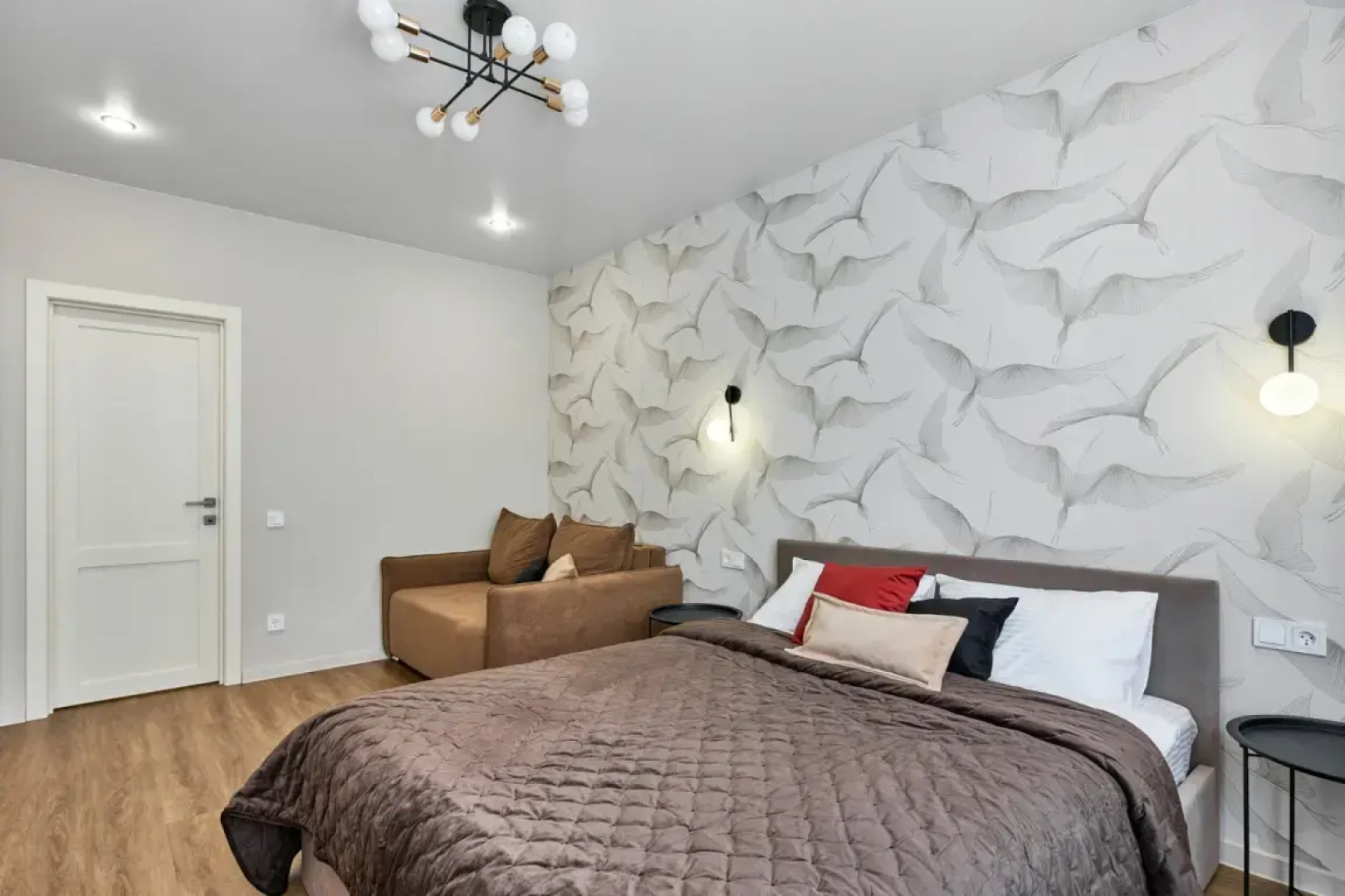 Квартира на Республики 204 к4 3