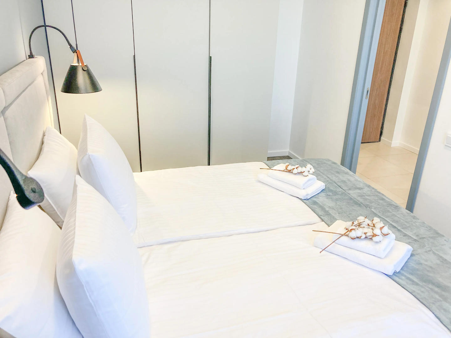 Апартаменты Sun City Apartments 10 с видом на море