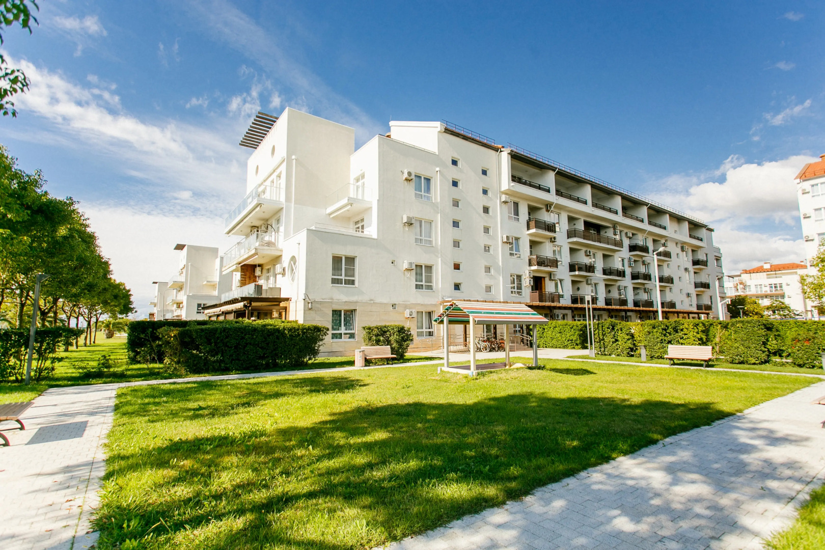 Апартаменты в Имеретинском на Парусной 23