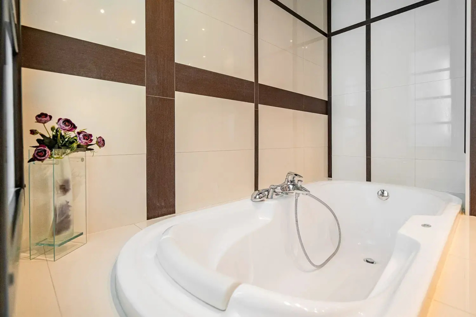 Апартаменты Ladgorna на Маркса 8