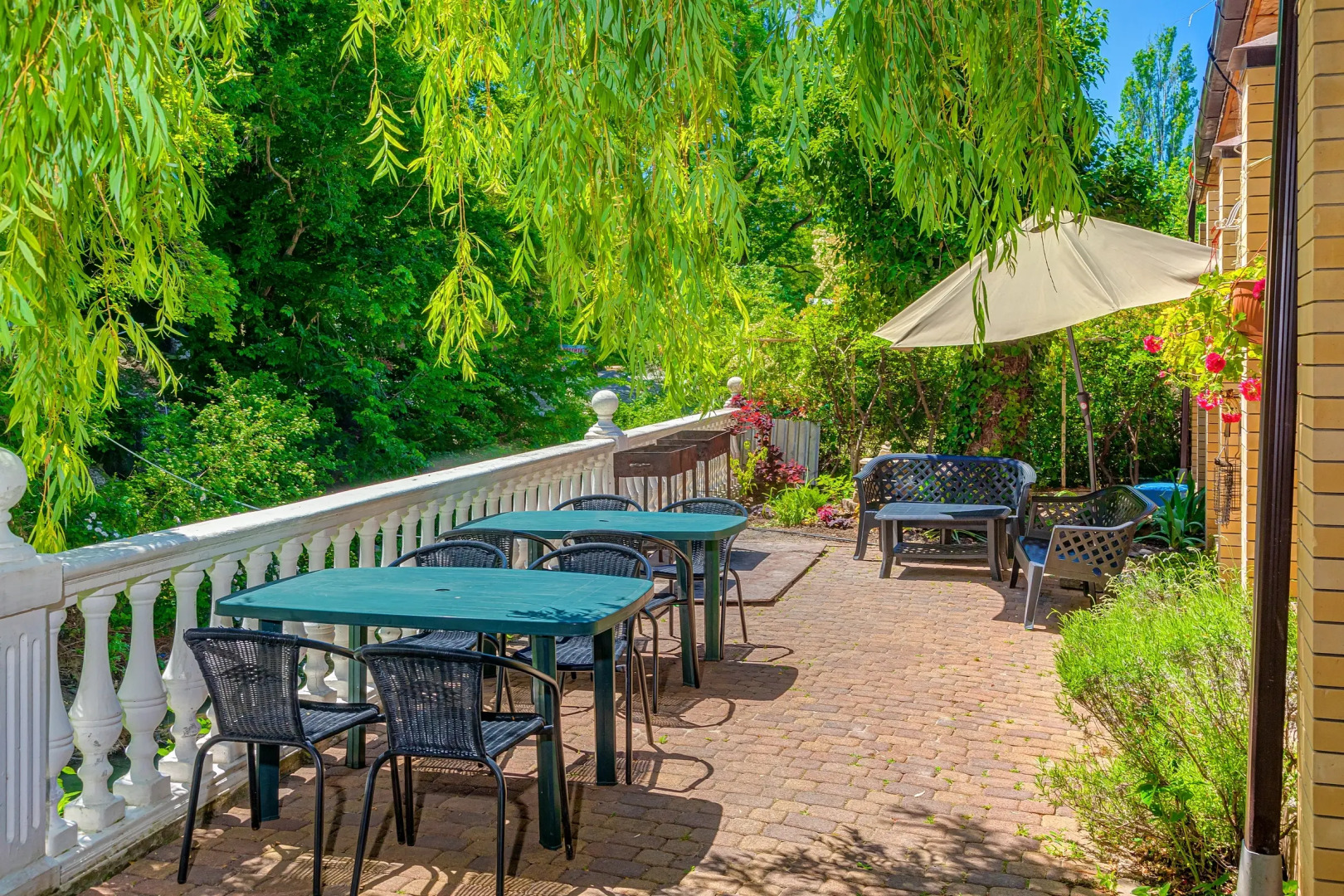 Отель Ашамба