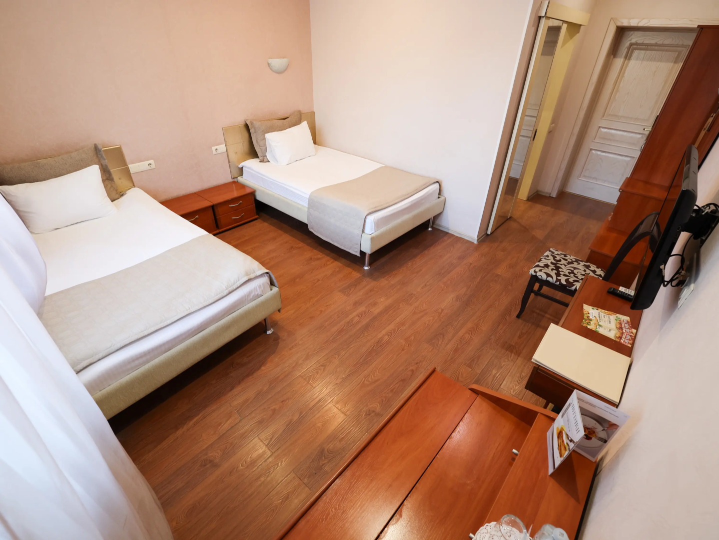 Гостиный двор Зуевский