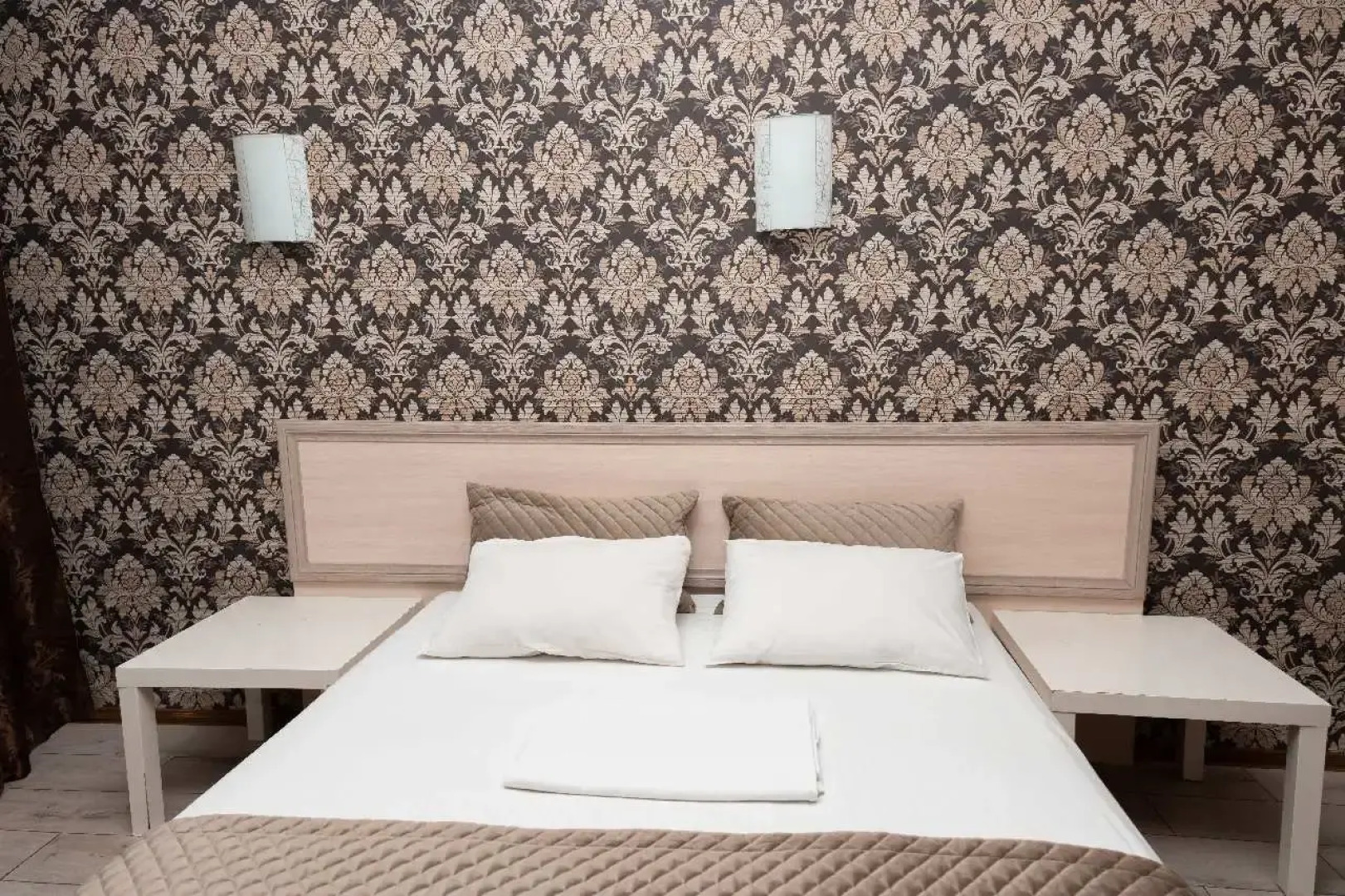 Отель Надежда